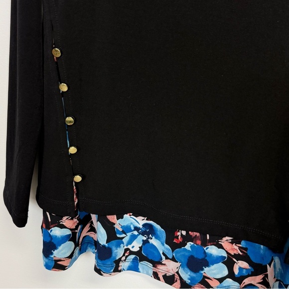 Susan Graver Liquid Knit Blouse Womens XS Black Blue Floral Trim Gold Button - Picture 3 of 8